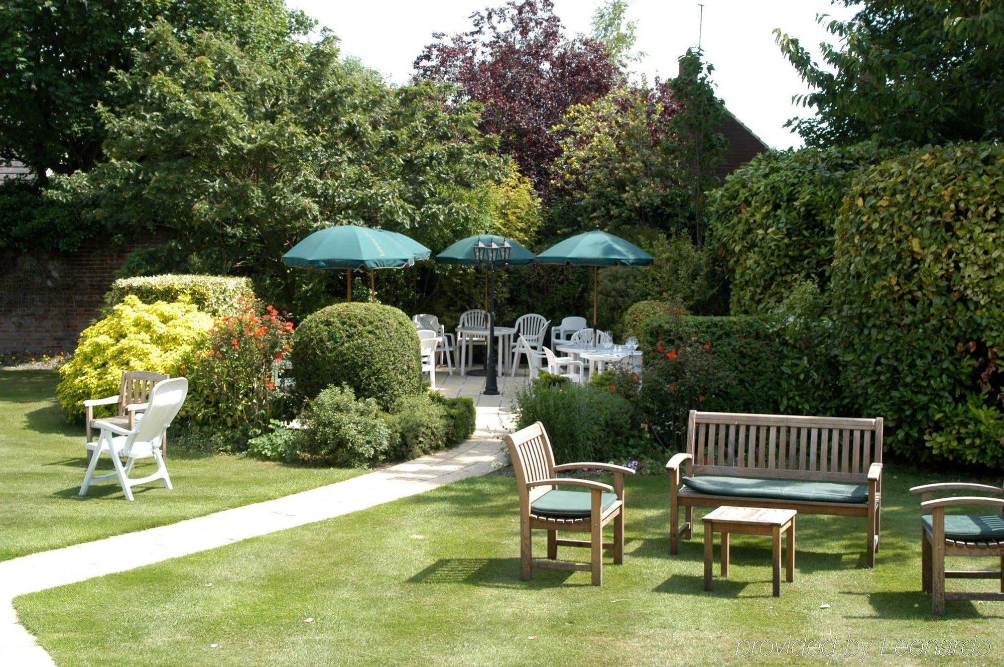The Lodge Duxford Exterior photo